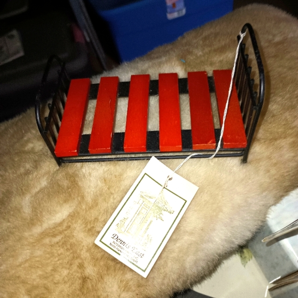 TWIN BED FOR COLLECTIONS